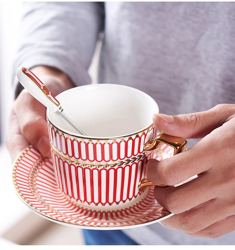Tasse à Café Porcelaine Fine avec Soucoupe et Cuillère 200ml
