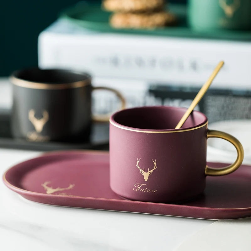 Service à Café Européen Bordure Dorée avec Coffret Cadeau