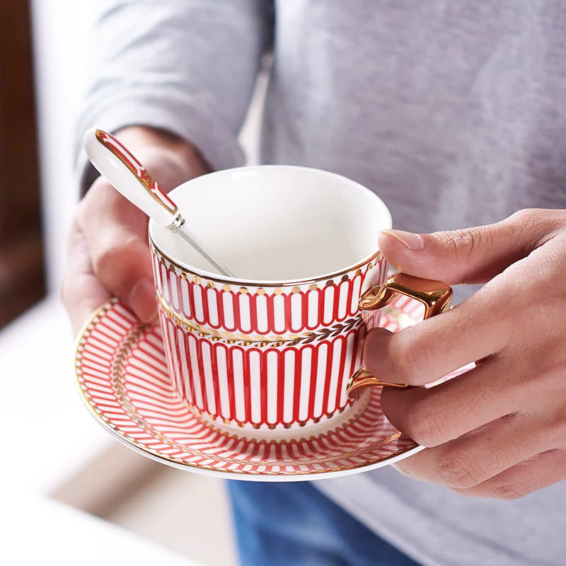 Tasse à Café Porcelaine Fine avec Soucoupe et Cuillère 200ml