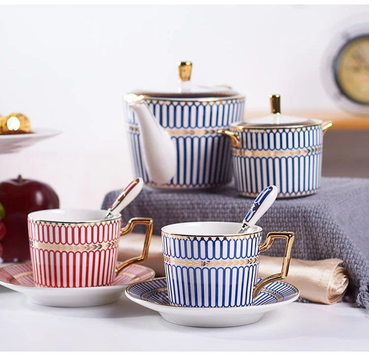 Tasse à Café Porcelaine Fine avec Soucoupe et Cuillère 200ml