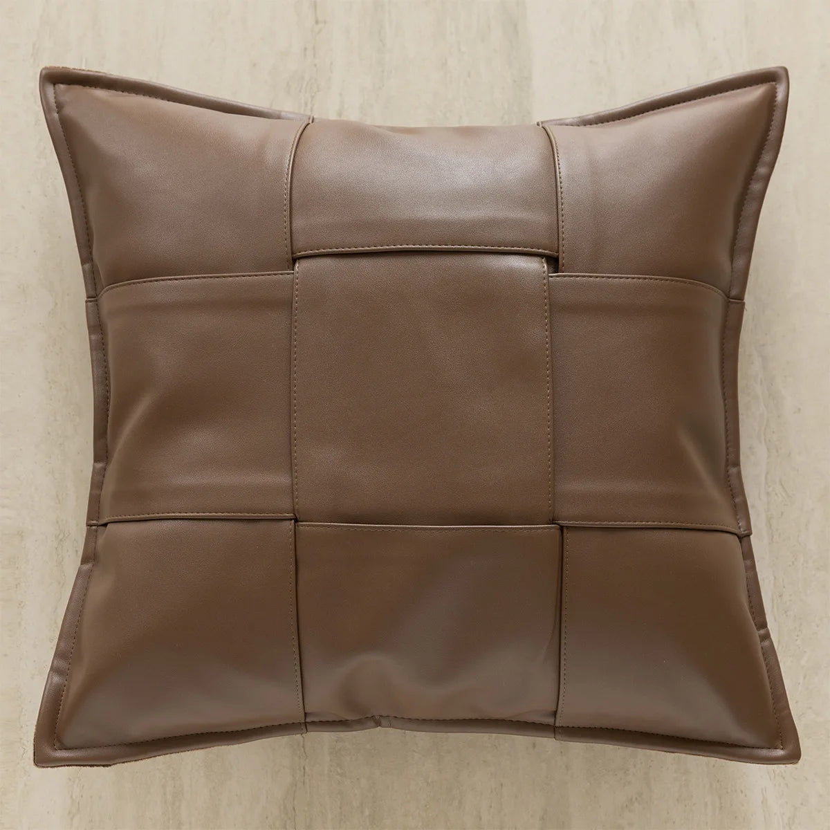 Housse de Coussin Cuir Tissé Brun Maillard Style Boho Vintage