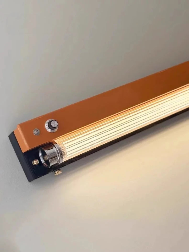 Applique Murale LED Design Tube Acrylique Orange et Noir