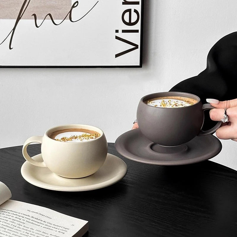 Tasse et Soucoupe Céramique Forme Œuf Style Européen
