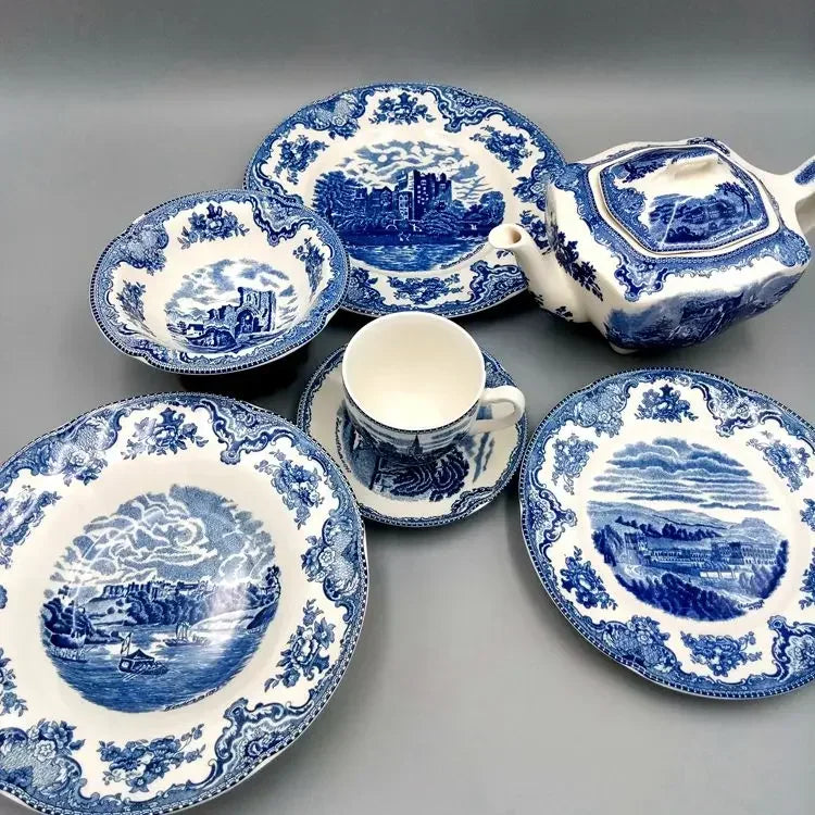 Assiette en Céramique Motif Château Bleu Palace