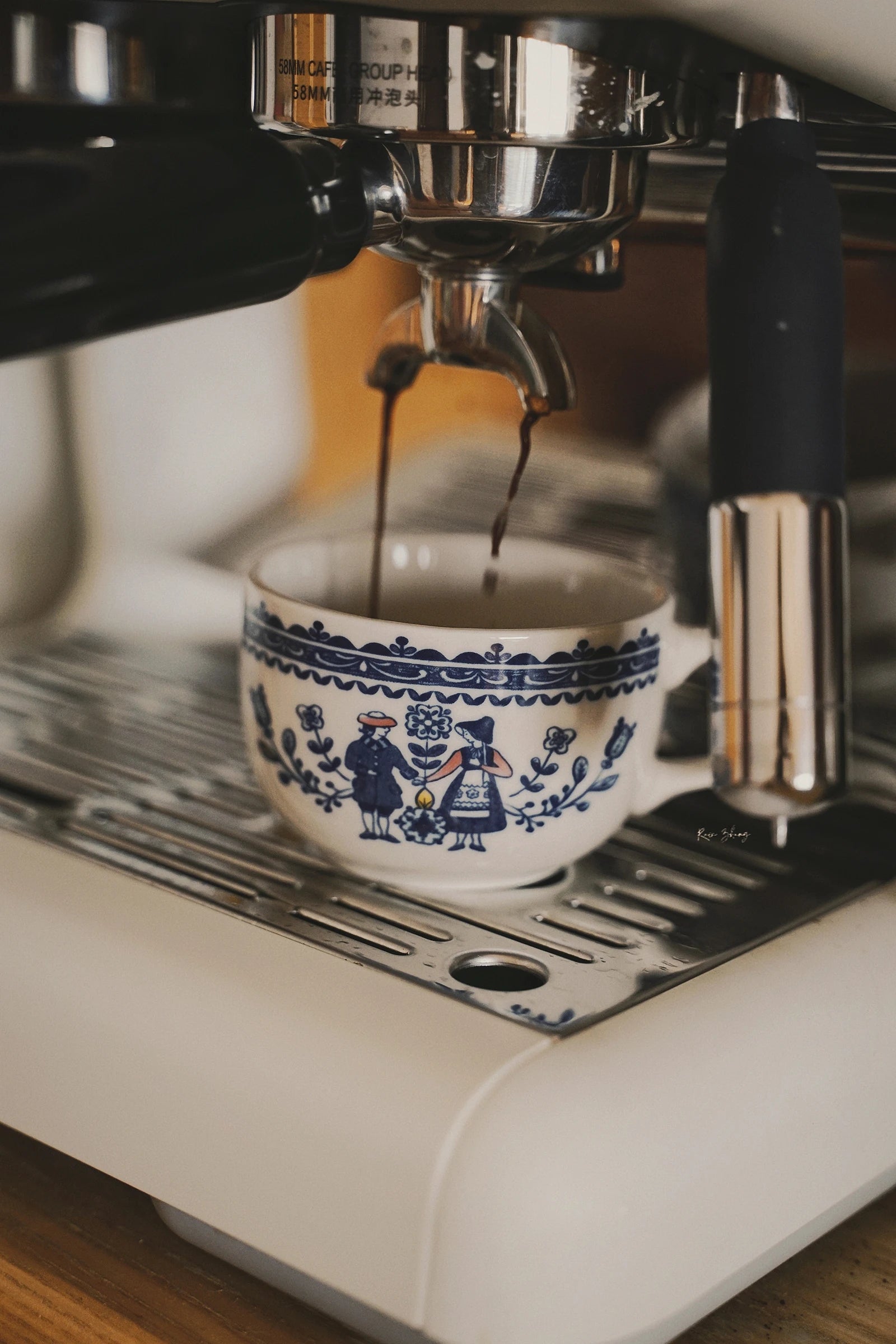 Tasse à Café Peinte Main Motif Champêtre Rétro