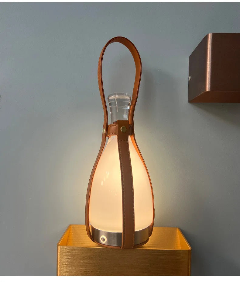 Lampe Bouteille Verre Nordique LED Portable Cuir