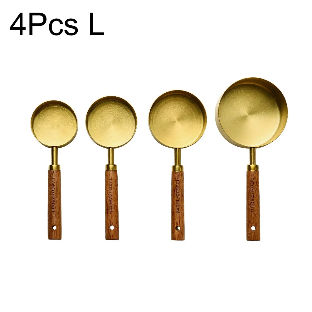 Ensemble Tasses et Cuillères à Mesurer Doré Manche Bois