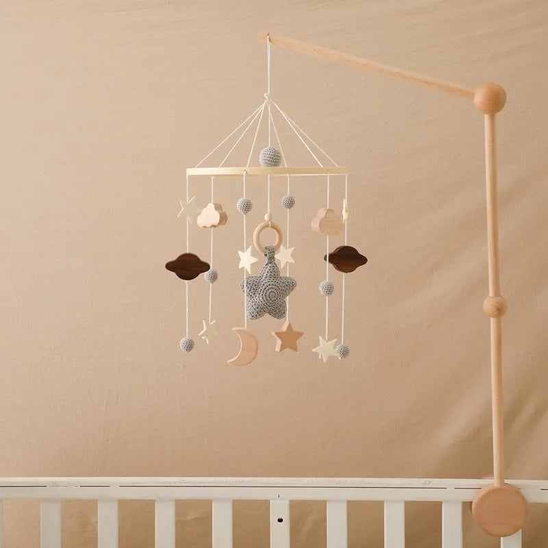 Mobile Musical en Bois pour Lit Bébé