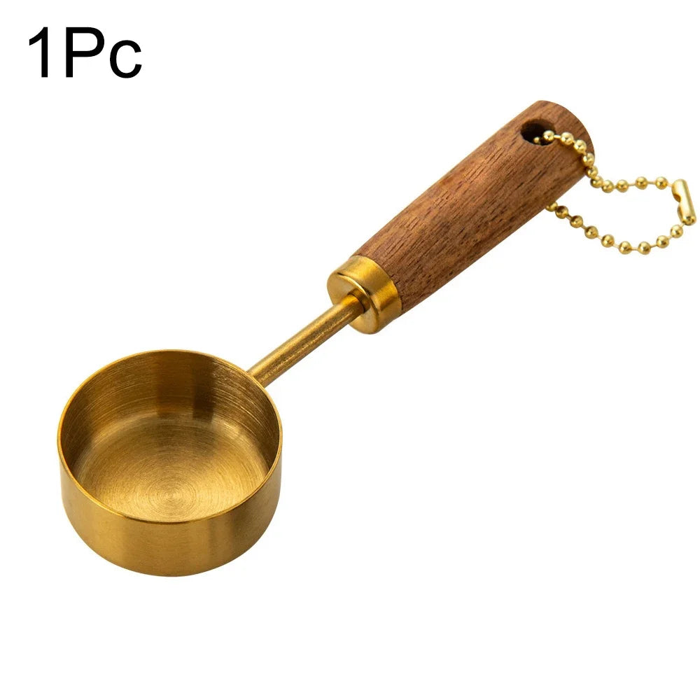 Ensemble Tasses et Cuillères à Mesurer Doré Manche Bois