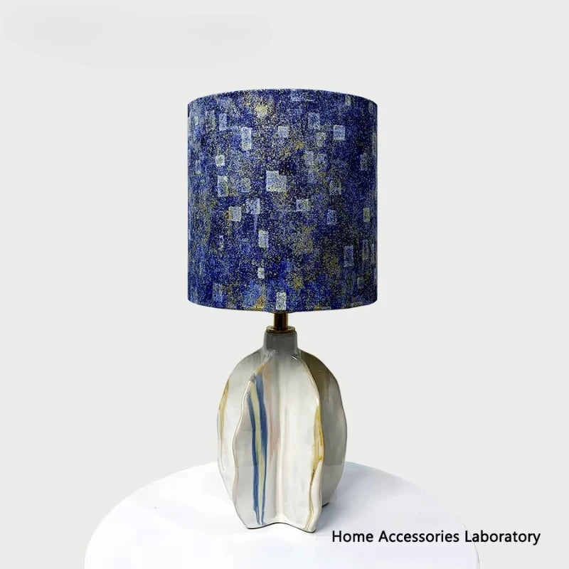 Lampe de Table en Céramique et Tissu - Ambiance Vintage