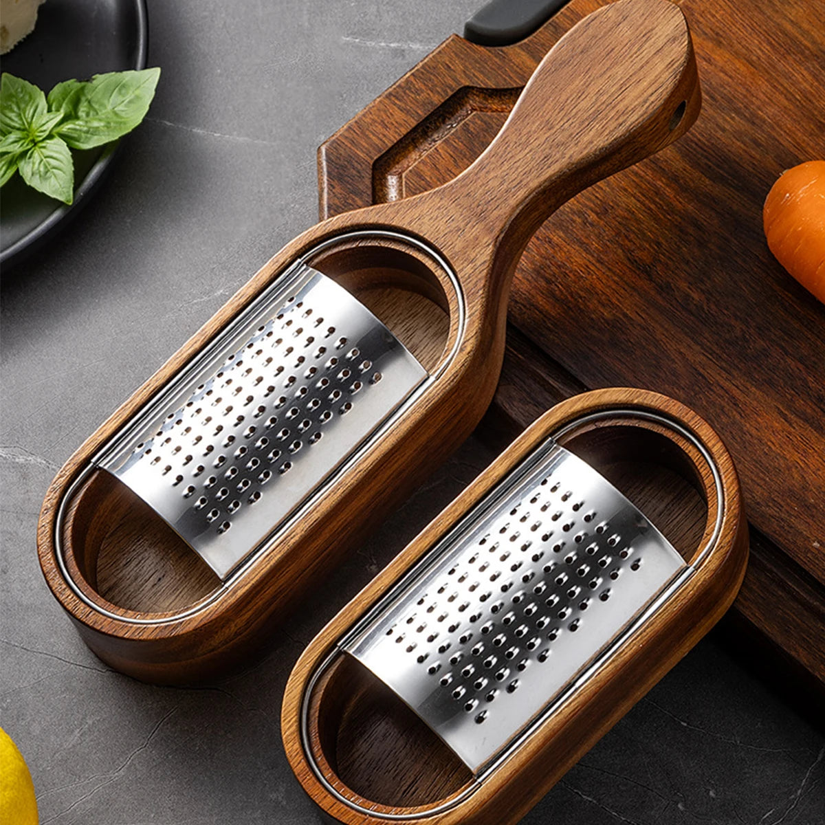 Râpe à Fromage Acier Inoxydable avec Boîte Bois de Santal