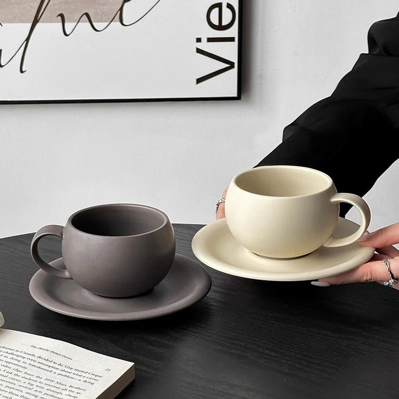 Tasse et Soucoupe Céramique Forme Œuf Style Européen