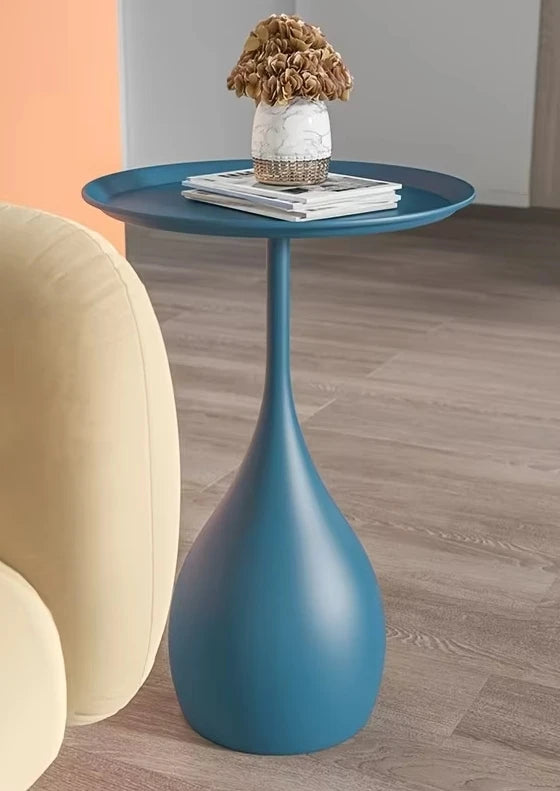 Petite Table Ronde en Métal - Design Minimaliste