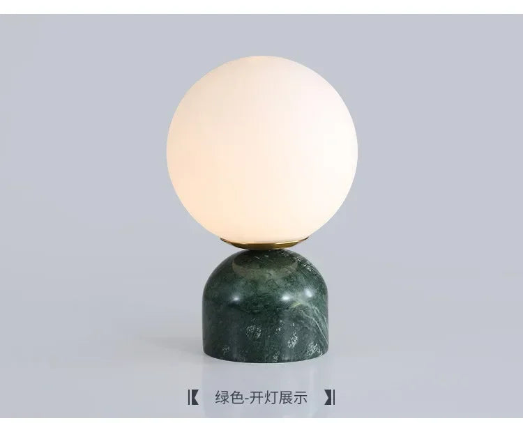 Lampe de Chevet Nordique - Design Épuré