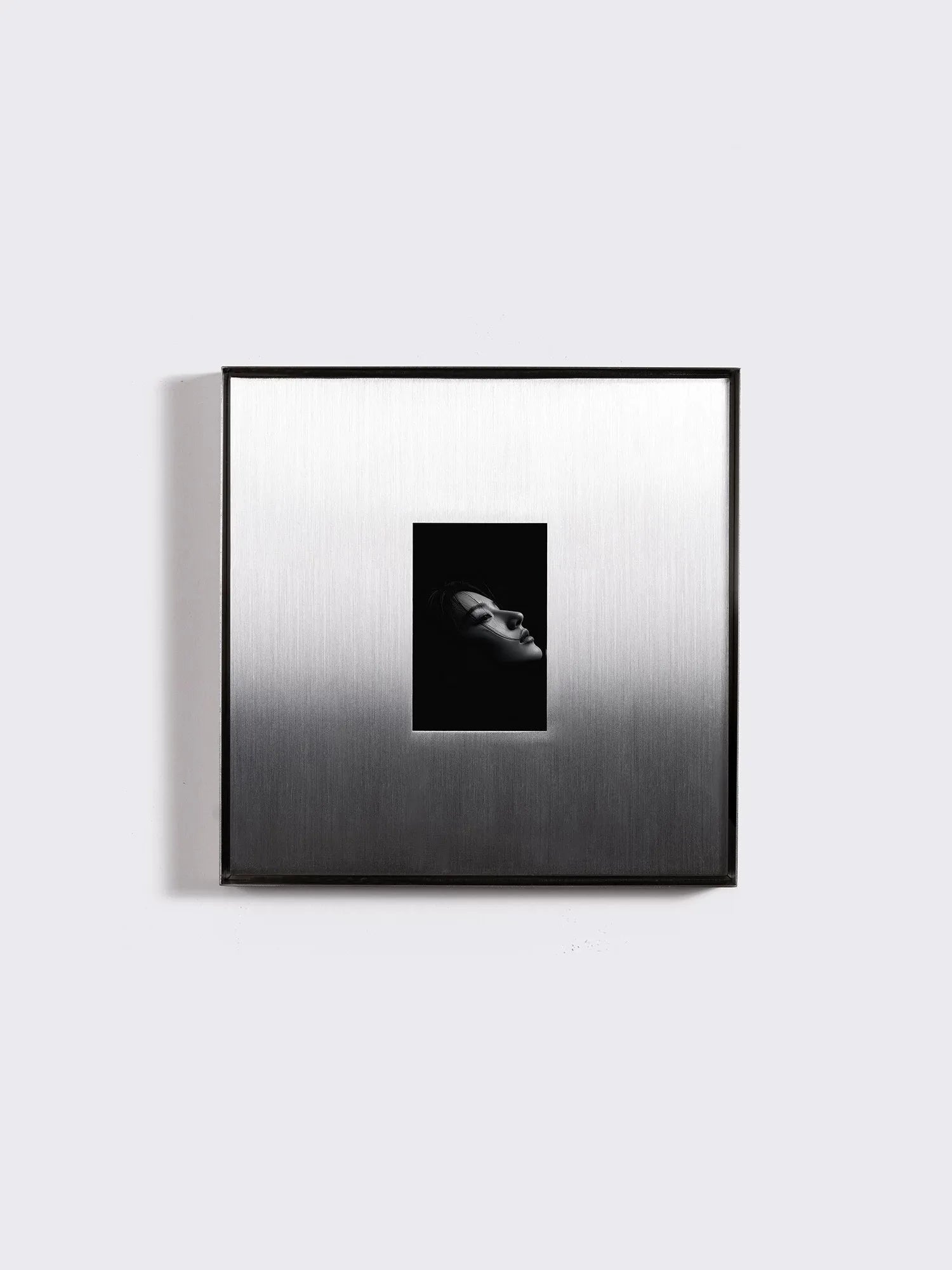 Matte Silver Picture Frame – Wall-Mounted Square Photo Frame, 35x35cm