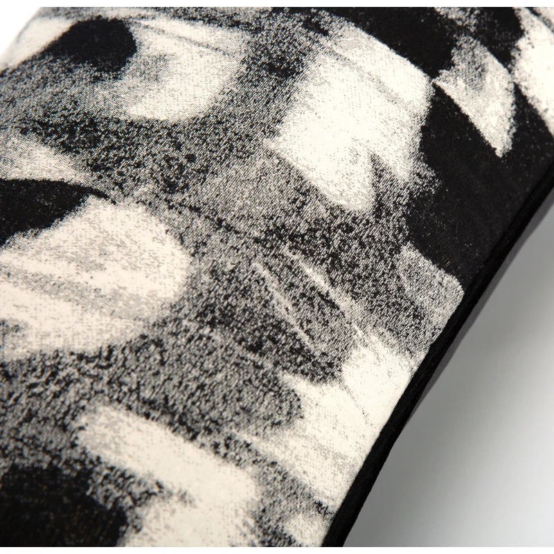 Housse de Coussin Lombaire Motif Abstrait Noir et Blanc