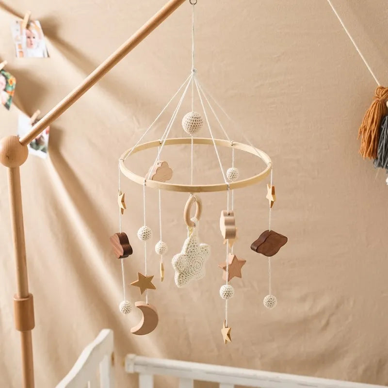 Mobile Musical en Bois pour Lit Bébé