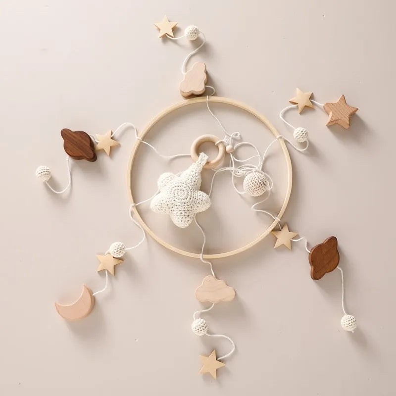 Mobile Musical en Bois pour Lit Bébé