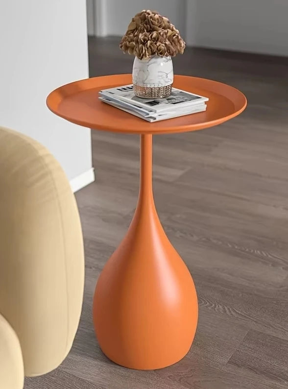 Petite Table Ronde en Métal - Design Minimaliste