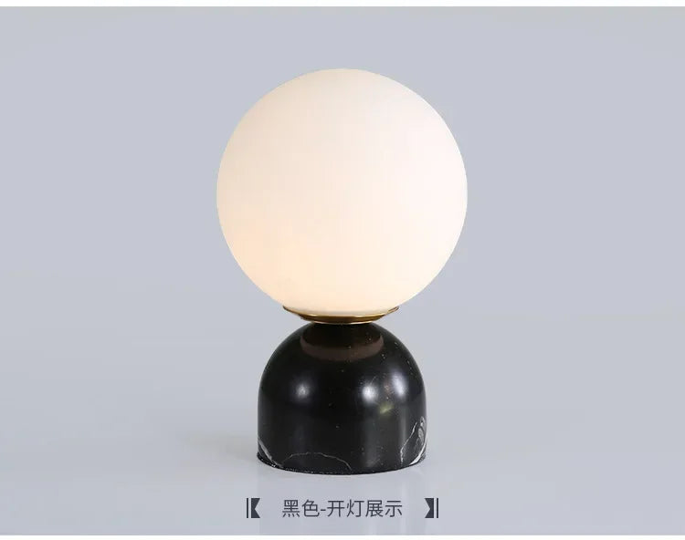 Lampe de Chevet Nordique - Design Épuré