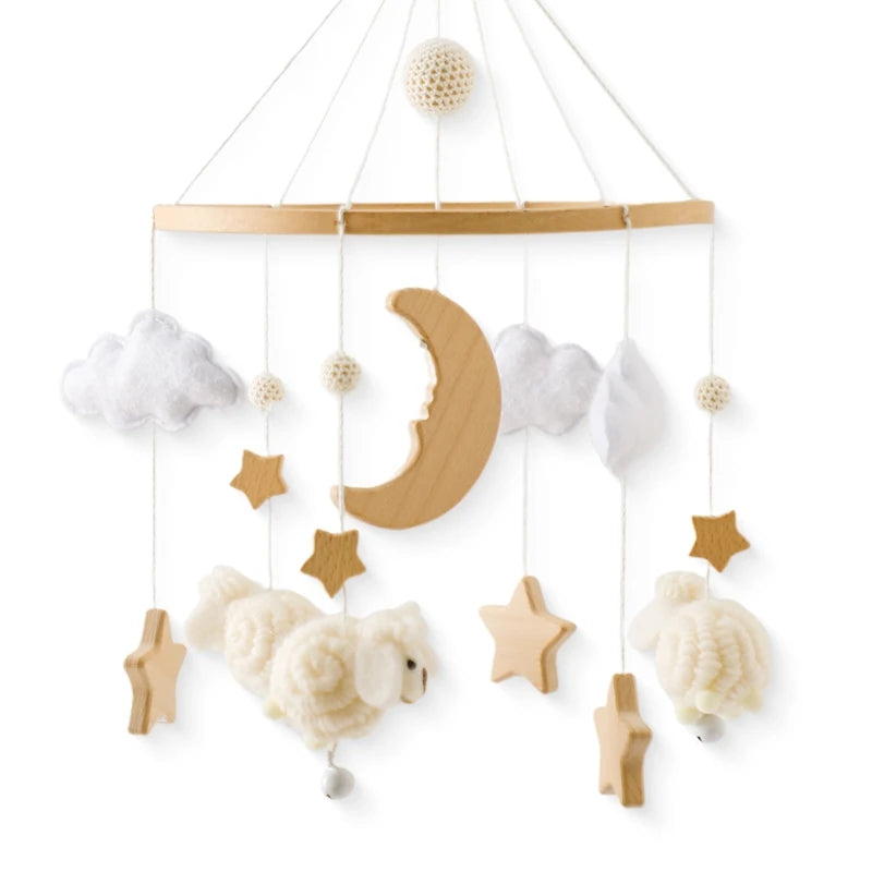 Mobile Musical en Bois et Feutrine pour Berceau