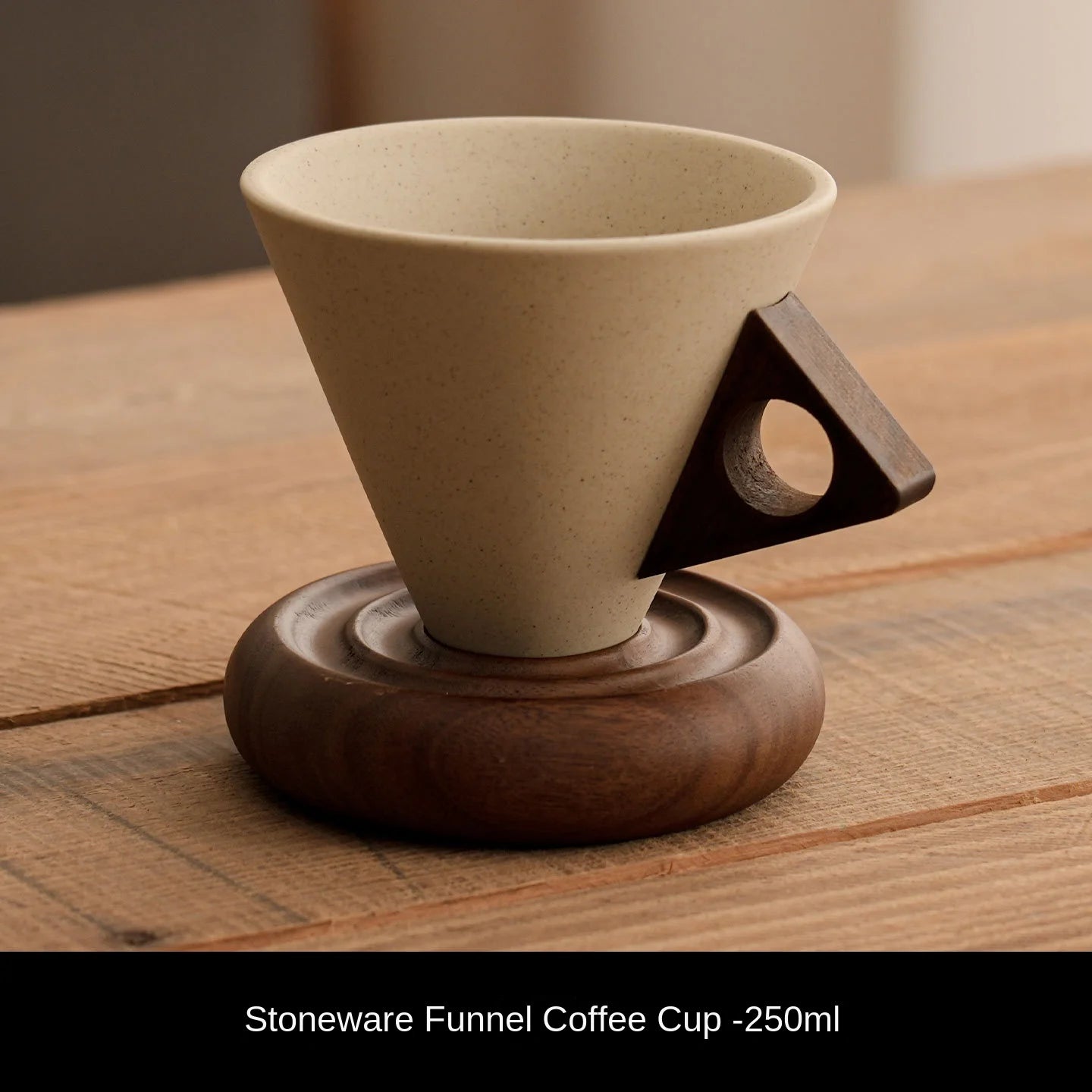 Tasse à Café Conique Style Poterie Vintage