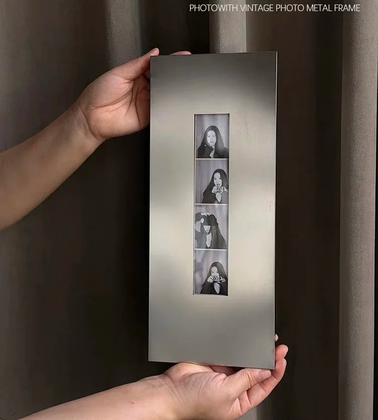 Bauhaus Photo Frame – Four-Panel Metal Wall Art