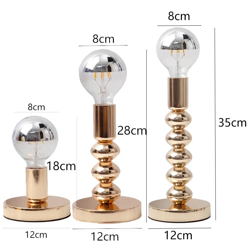 Lampe de Table Bauhaus - Métal Chromé et LED