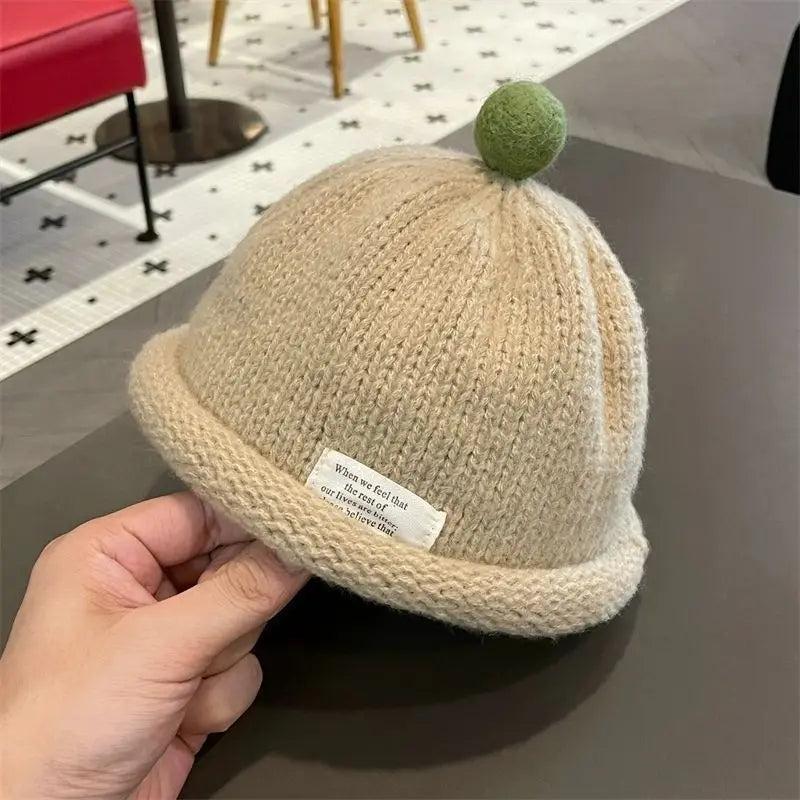 Bonnet Bébé Tricoté à Pompon