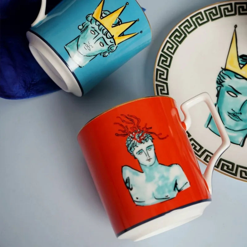 Tasse à Café en Porcelaine Rouge avec Plateau Rond