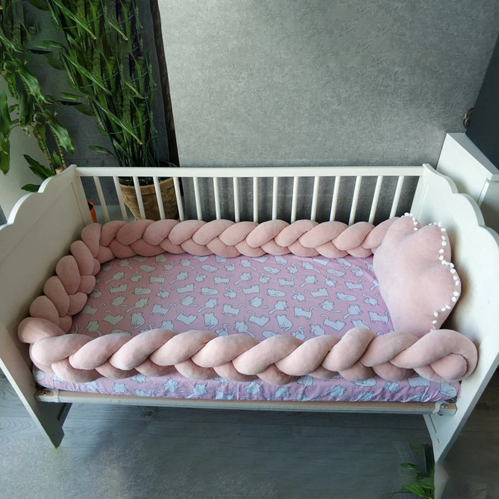 Tour de Lit Bébé Tressé Décoratif