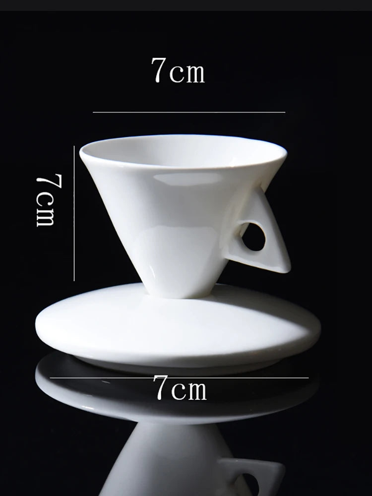 Tasse et Soucoupe en Porcelaine Fine Blanche Style Anglais
