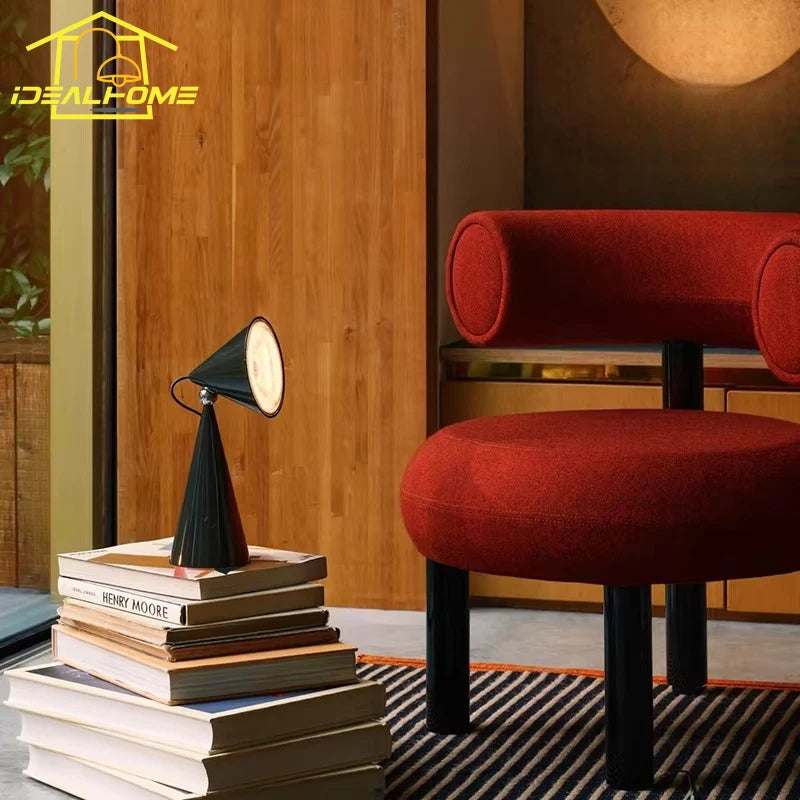 Lampe de Table Conique Portable - Design Nordique USB