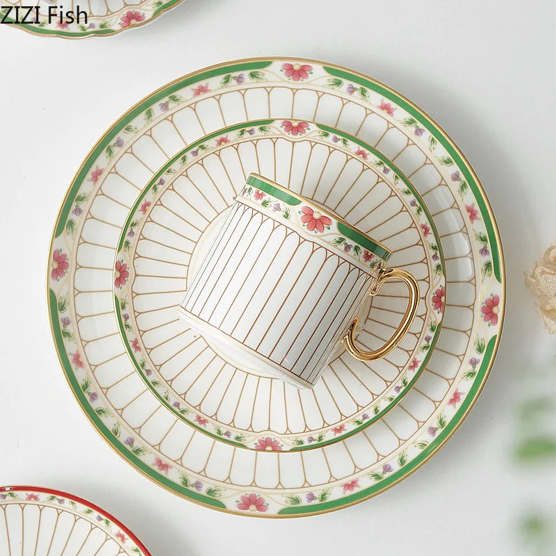 Tasse à Café Céramique Rayures Dorées Classiques