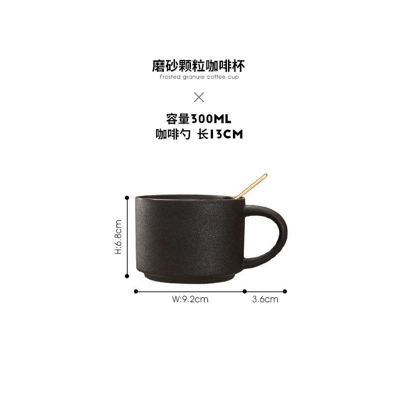 Tasse en Céramique Noire Nordique Givrée avec Soucoupe Bois