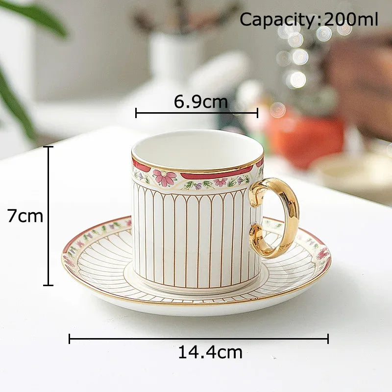 Tasse à Café Céramique Rayures Dorées Classiques