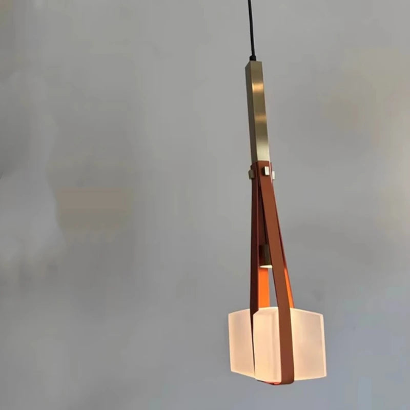 Suspension Design Cuir Marron Luxe Restaurant et Bar