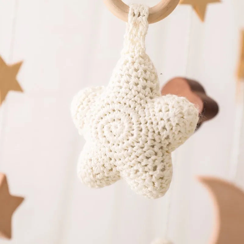 Mobile Musical en Bois pour Lit Bébé