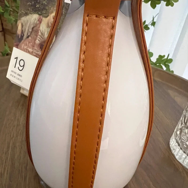 Lampe Bouteille Verre Nordique LED Portable Cuir