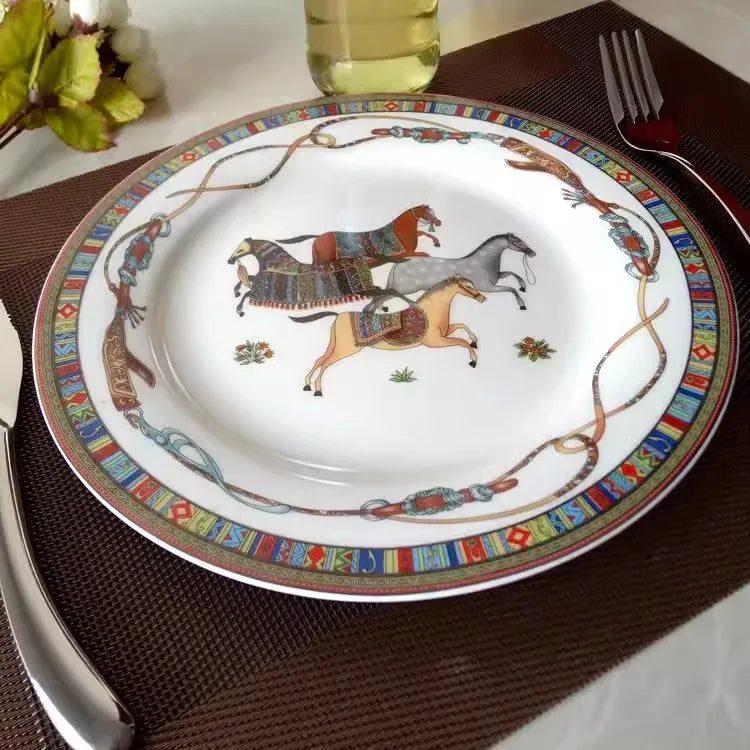 Assiette en Porcelaine Motif Cheval