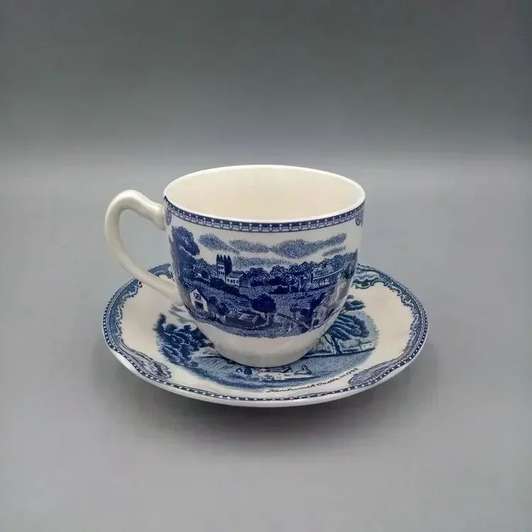 Assiette en Céramique Motif Château Bleu Palace