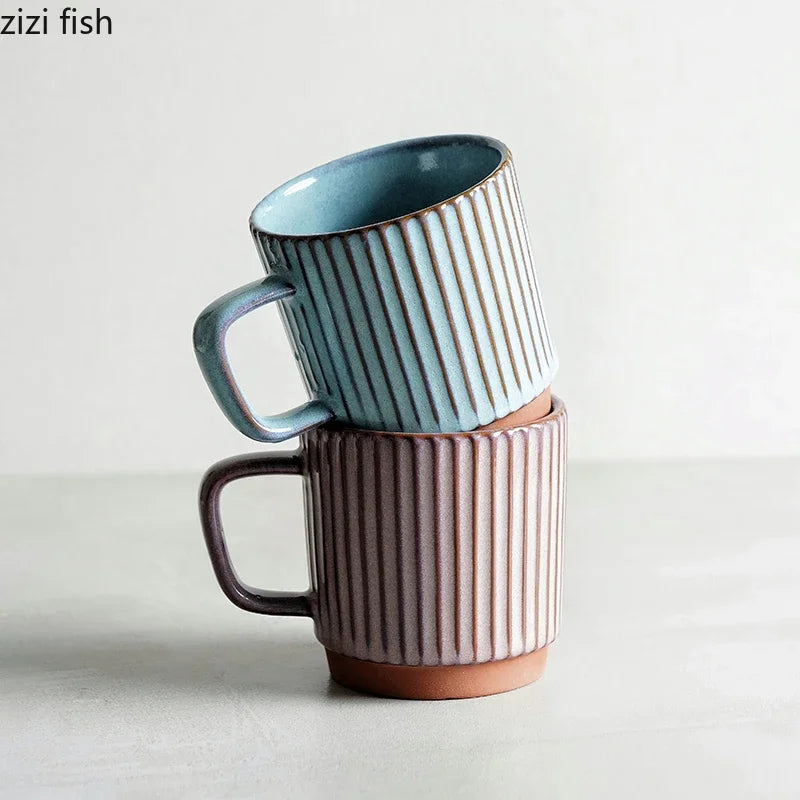 Tasse Rayée Vintage en Céramique