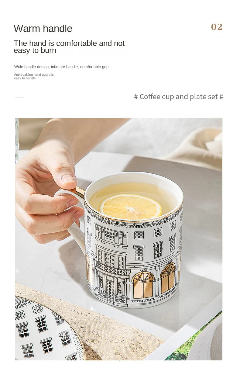 Tasse à Café Européenne Peinte Dorée avec Soucoupe