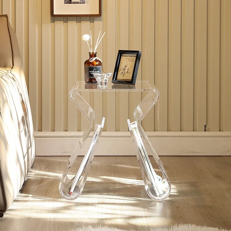 Table Basse en Acrylique Transparent - Design Épuré
