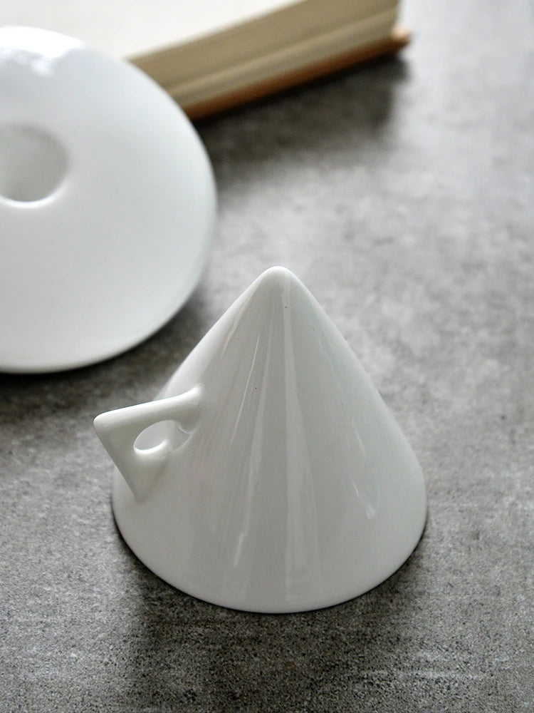 Tasse et Soucoupe en Porcelaine Fine Blanche Style Anglais