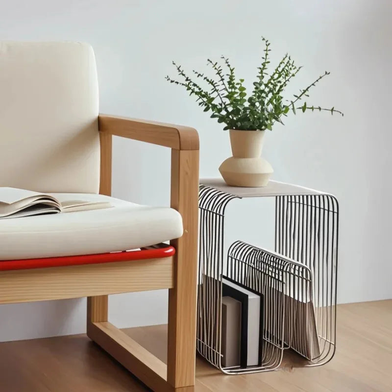 Table Basse en Métal Scandinave - Rangement Magazines