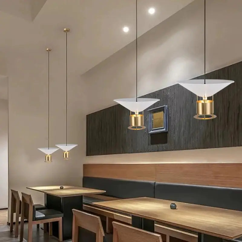 Lustre Design Artistique pour Restaurant et Bar