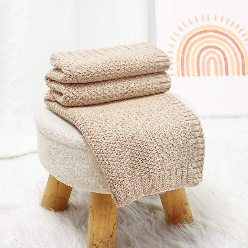 Couverture Bébé en Tricot Doux - Emmaillotage Confort