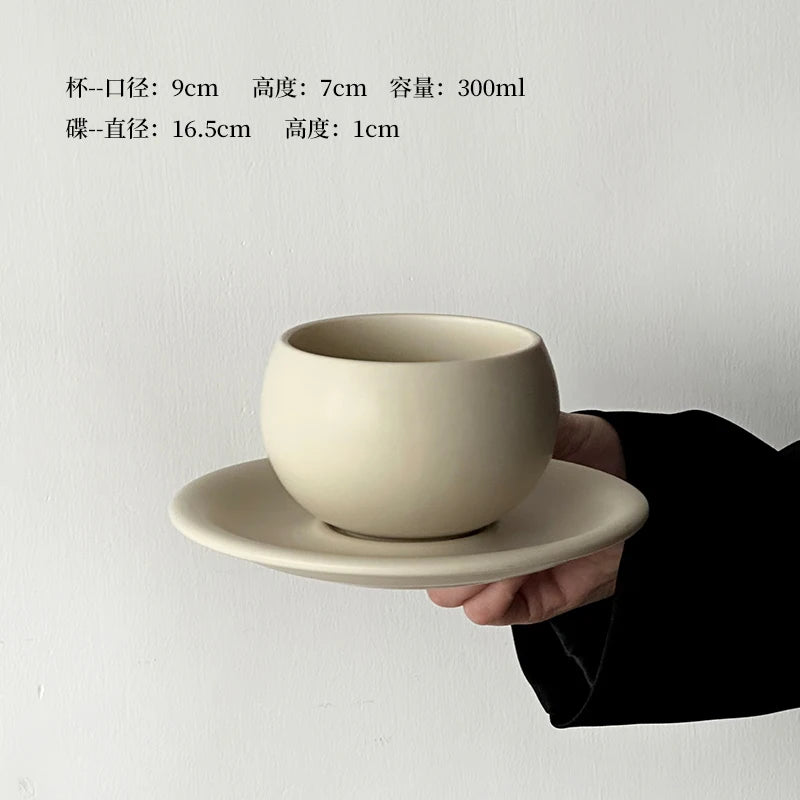 Tasse et Soucoupe Céramique Forme Œuf Style Européen