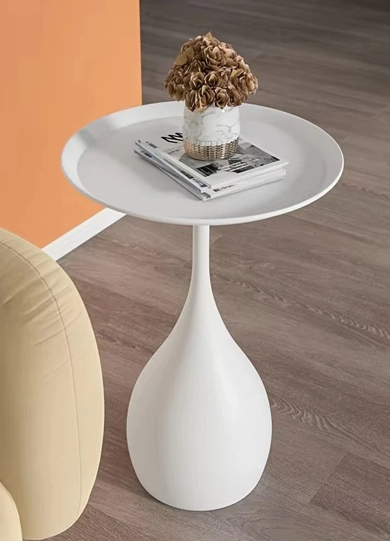 Petite Table Ronde en Métal - Design Minimaliste